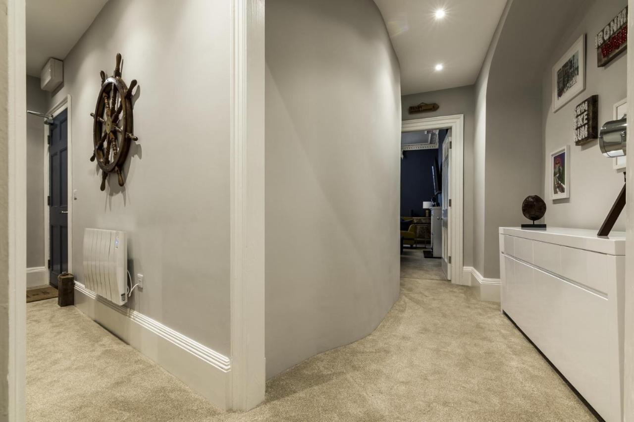 Pieces Of Eight - 2 Bedroom Apartment - Tenby - Dış mekan fotoğraf